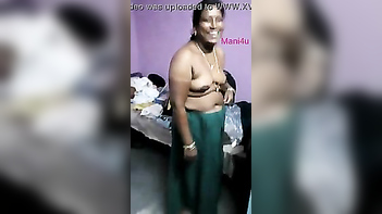 Indian aunty porn episode of aunty changing her clothes