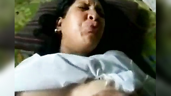 Horny Goa Aunty Enjoying Sexy Sex With Foreigner On Holiday