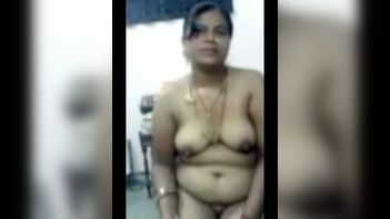 Indian sex porn andhra aunty blow job scene