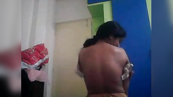 Large boobs aunty hindi sex mms