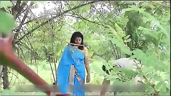 Indian outdoor aunty sex clip dripped