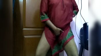 Tamil sex clips aunty exposed on salwar