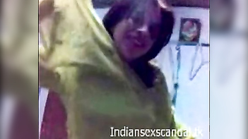 Indian punjabi aunty sex mms clip on request