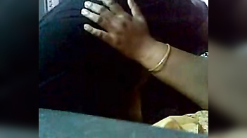 Big boobs aunty indian sex mms with young boy