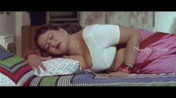 Large boobs aunty tamil sex movie scene