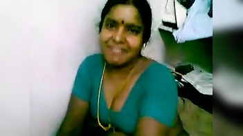 Playing With Boobs Of Sexy Tamil Aunty