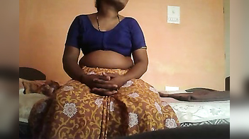 Desi aunty hardcore home sex movie with her husband.