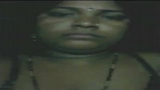Breasty Bengali aunty home sex tape with hubby leaked!