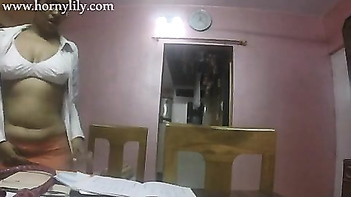 Indian xxx clip of mallu aunty exposed and masturbate on web camera