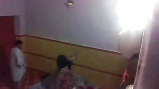 Pakistani guy fucking his allies wife at allies bedroom captured using hidden cam