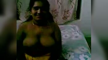 Large boobs mallu chechi Sundaris in nature's garb exposure