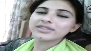 Sexy muslim bhabhi outdoor sex with hubbys ally