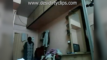 Desi bhabi dress change free porn MMS clip