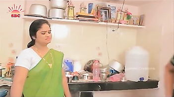 Mallu bbw aunty romances hubbys ally in kitchen