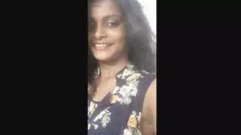 Experience Desi Passion with this Cute Tamil Girl's Sensual Blowjob - Part 1