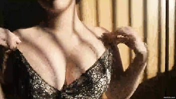 Unleash Your Desires with a Sexy Gujju Babe and Her Squishy Boobs!
