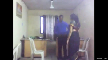 Desi Bhabhi Ka Bf Ke Saath Kiya Sex: Husband Ke Kaam Par Jaane Ke Baad