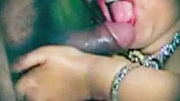 Enjoy the Ultimate Desi Sex Experience with Hot Kamini Bhabhi Vdo