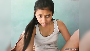 Sizzling Desi Bhabhi Flaunting Her Sexy Pussy - Don't Miss Out!