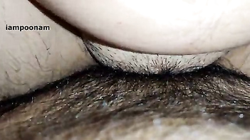 Experience the Thrill of Desi Sex: Hot Indian Girlfriend Blowjob and Fuck with Hindi Audio