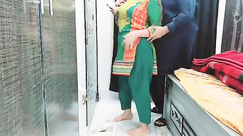 Stunning Pakistani Girl Performs Full Nude Dance at Private Hotel Party