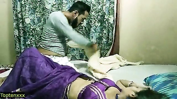 Punjabi Man Enjoys Erotic Sex With Hot Indian Bhabhi - Desi Sex With Clear Hindi Audio