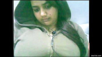 Explore Your Desires with Indian Girl Zoya's Live Web Cam Show!