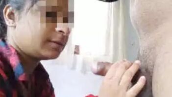 Experience Mind-Blowing Pleasure with a Sexy Lankan Hot Girl Blowjob