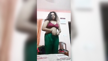 Unlock the Desi Spice: Watch Sexy Bhabhi MMS 2 Clips Now!