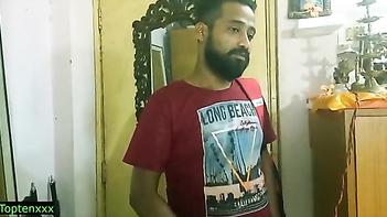 Indian Hot MILF Bhabhi Proposes Fling with Ac Mechanic for Amazing Sex