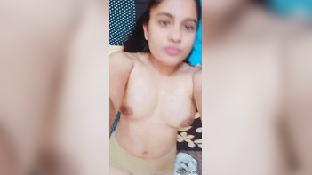 Hot Desi College Babe Poses Nude - Sexy Pics of Her Boobs and Pussy!