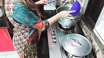 Hear the Hindi Audio of Cuckold Husband Fucking Indian Wife's Asshole While She Cooks
