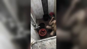 Explosive Desi Bhabhi Bathing Record Caught on Hidden Cam!