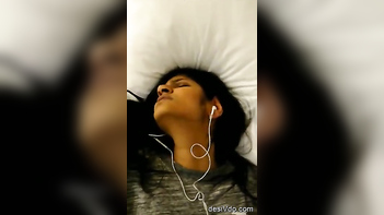 Desi Delights: Sensual Indian Girl Pussy Fingering with Passionate Lover