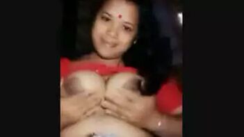 Desi Sex: Enjoy the Best Desi Aunty Experience with Asamee's Big Boobies!