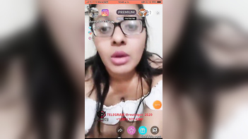 Tango Model Shreshtha Tiwari: Get Ready to Experience the Sexiest Desi Live Show With Her Face!