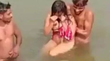 Desi Village Girl's Nude River Swim: Friends Capture Her Exposed Boobs in Epic Photo