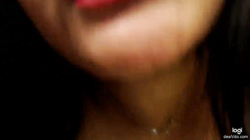 Desi Aunty Seducing with Her Big Juicy Boobs - Hot and Sexy!