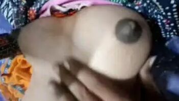 Desi Anjubhabhi Flaunts Her Curves: See Her Sexy Boobs and Booty!