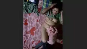 Desi Married Bhabi Fucking Affair With Neighbour Young Boy - Indian Porn Tube Video