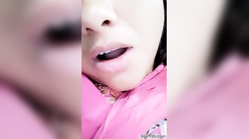 Horny Pakistani Girl Showing Her Boobs And Pussy - Indian Porn Tube Video
