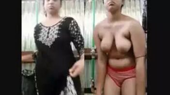 Sexy Pakistani Girl Nude Bathing - Indian Porn Tube Video
