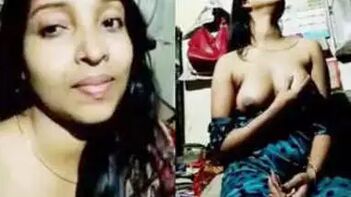 Super Horny Village Bhabhi Fingering Hard - Indian Porn Tube Video