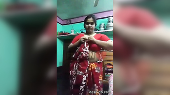 Desi Unsatisfied Married Bhabi Showing Her Big Ass And Pussy For Husband - Indian Porn Tube Video