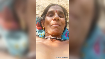 Desi Mature Randi Fulfilling Outdoor Fantasies with Passionate Sex