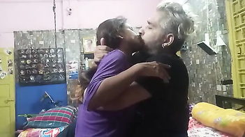 Desi Sex: Sexy Shivani Enjoys Intimate Moment With Her BF