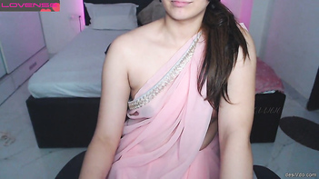 Desi Sex: Hot Cousin in Transparent Saree Flaunts Milky White Boobs and Talks Dirty