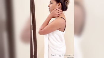 Unlock the Sensual Side of Desi Beauty with Anjali Gaud's Nude Shower OnlyFans