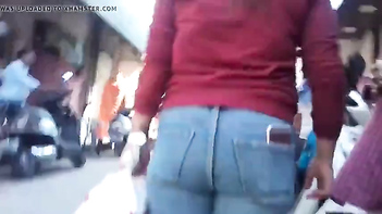 Uncovering the Desi Sex Appeal of Tamil Jeans Girls