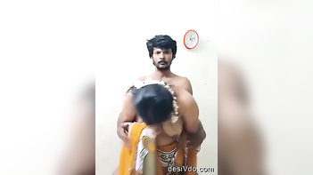 Sizzling Desi Bhabhi Enjoys a Standing Fuck from Her Devar!